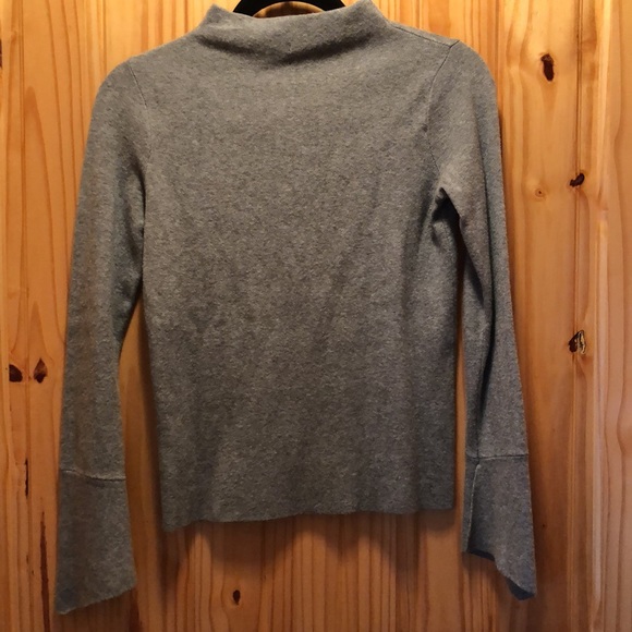 M & S Gray Shirt - Size 4 - $15 - Picture 4 of 6